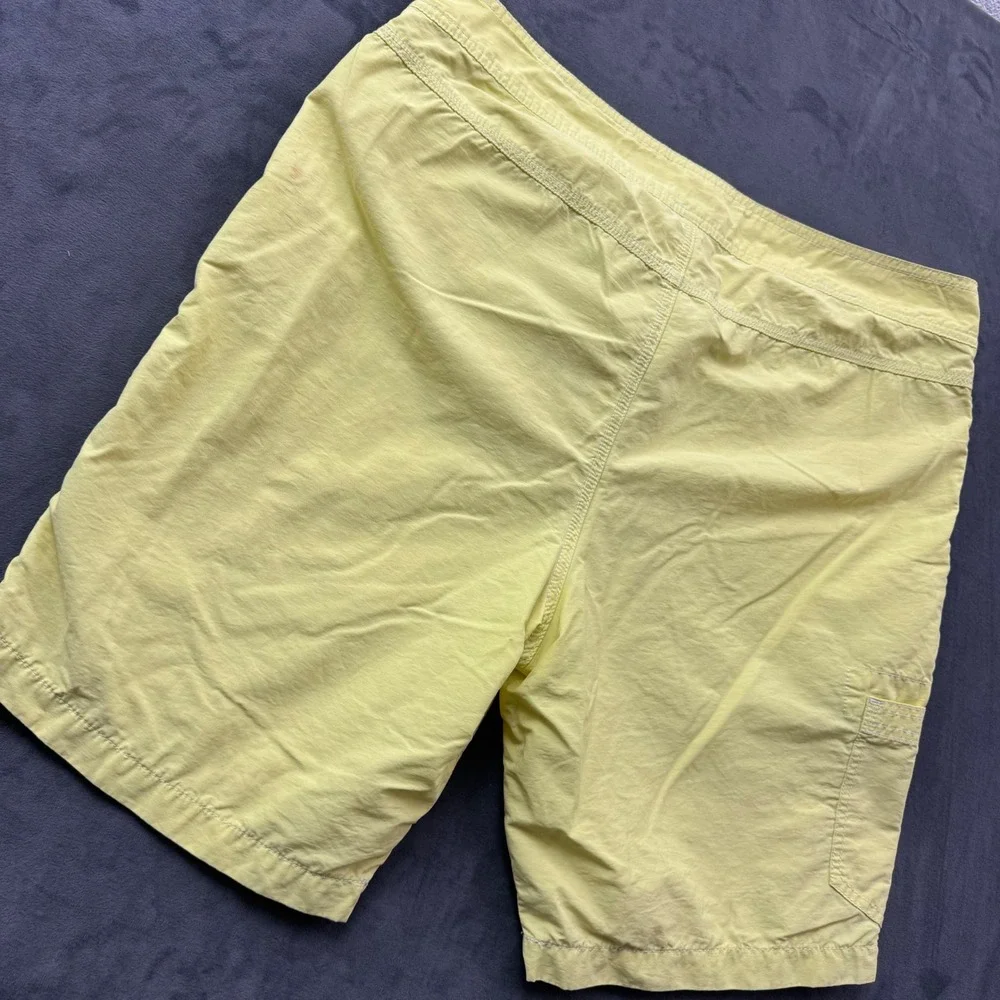 Express Mens Board Shorts Yellow Lion Logo Cargo Pocket Swim Trunks Size 38